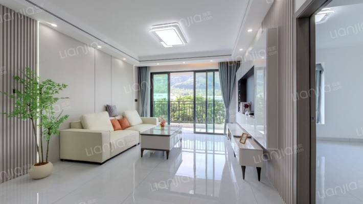 河畔名居B区二手房实景图