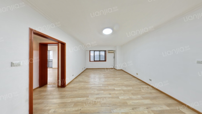 阳阳国际广场二手房实景图