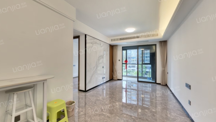 融创翔龙广府一号二手房实景图