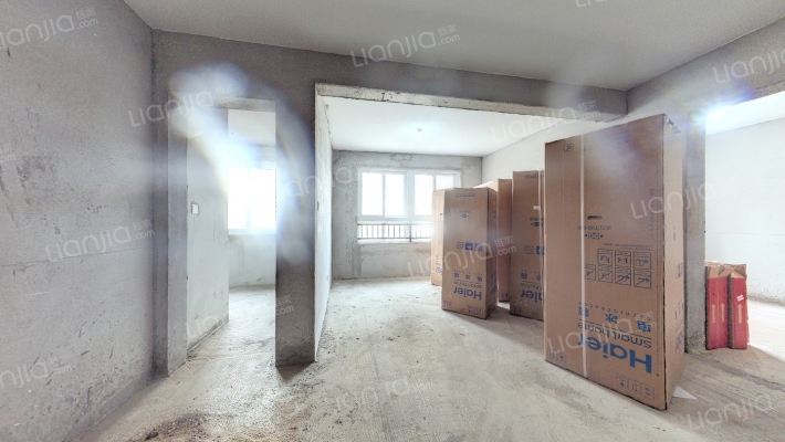 鸿润家园二手房实景图