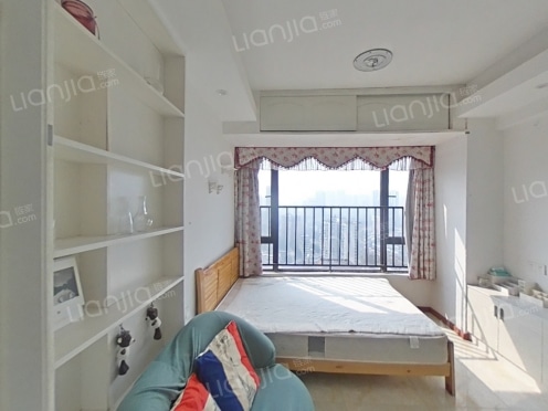 整租·保利花半里玫瑰园 1室0厅 东南/南