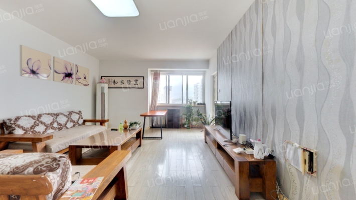 新侨花园二手房实景图
