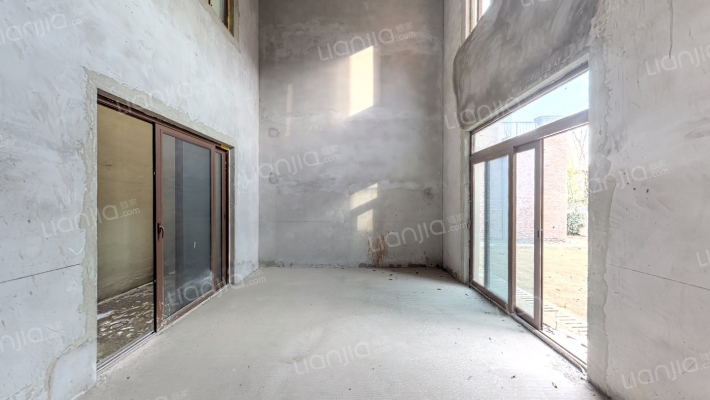 恒大云湖上郡观山悦4.1期二手房实景图