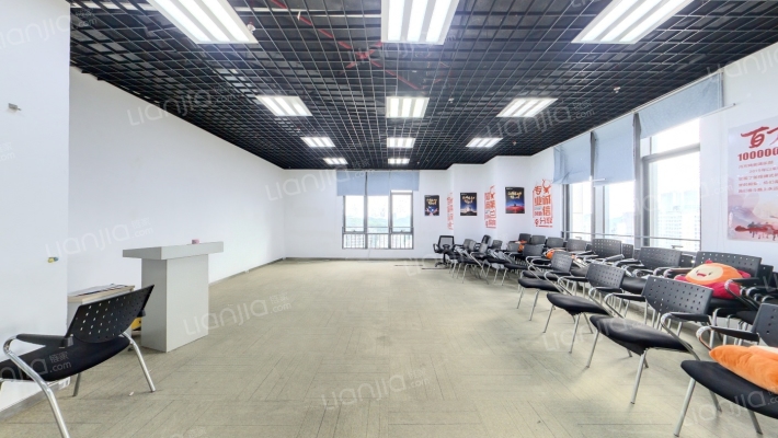 钰海环球金融中心二手房实景图