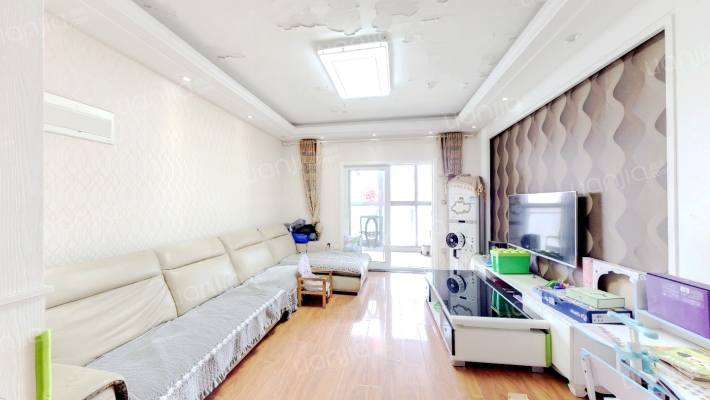 卧龙丽景湾三期二手房实景图