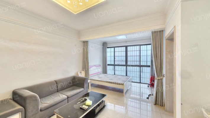 中坤领秀峰二手房实景图