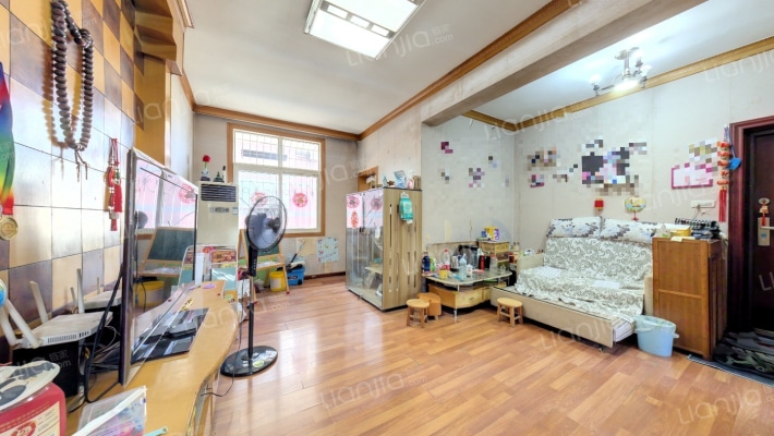 田园社区灵秀小区二手房实景图