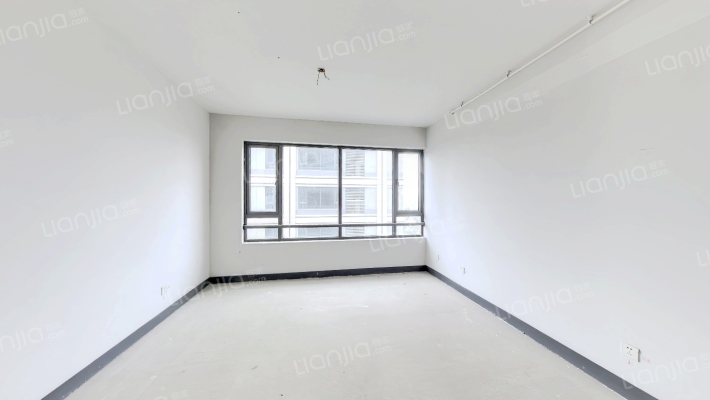 麓雅苑二手房实景图