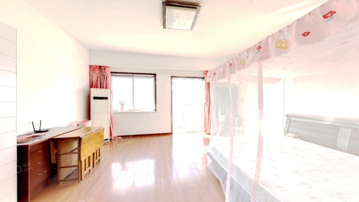 邮政公寓二手房实景图