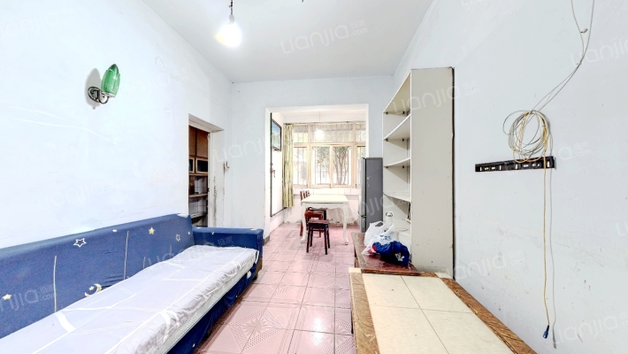 锦江油泵厂生活区二手房实景图