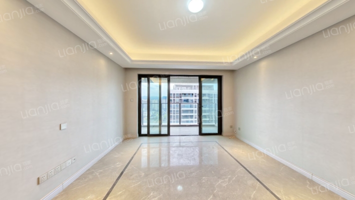 蓝绸带社区二手房实景图