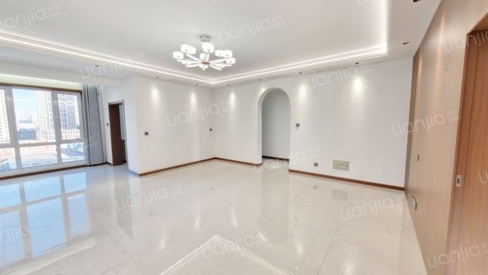 景泰花苑二手房实景图