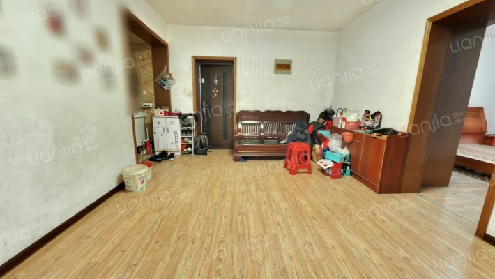 新工房小区二手房实景图