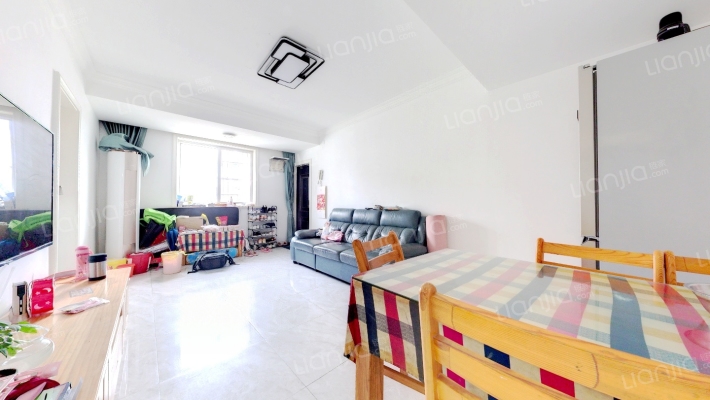 临汾路1320弄二手房实景图