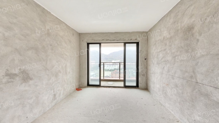 鸿建翡翠郡二手房实景图