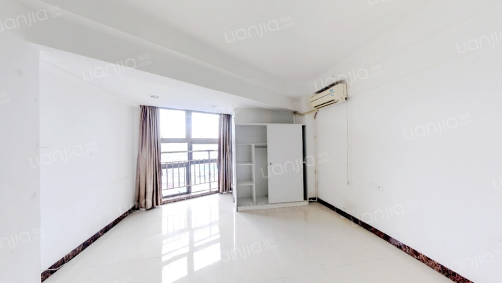 风度国际名苑二手房实景图