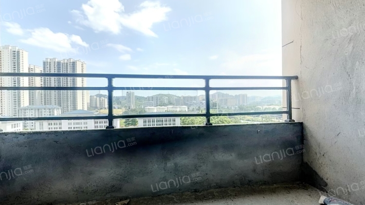 西部家园二手房实景图