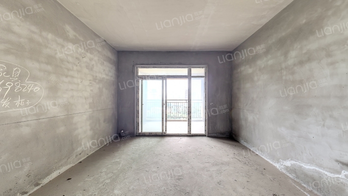 晋愉岭海二手房实景图