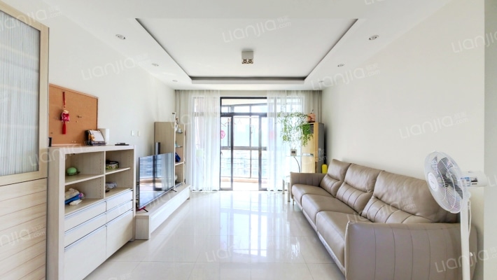 城市假日二手房实景图