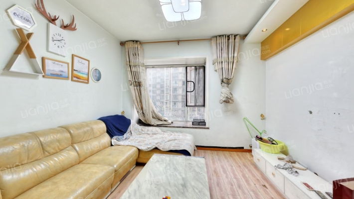 上东一号一期二手房实景图