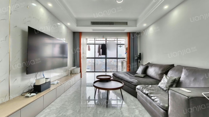 鼎泰花园二手房实景图