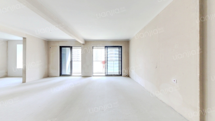 武汉国博新城凤栖居二手房实景图