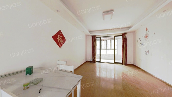 玖隆花苑二手房实景图