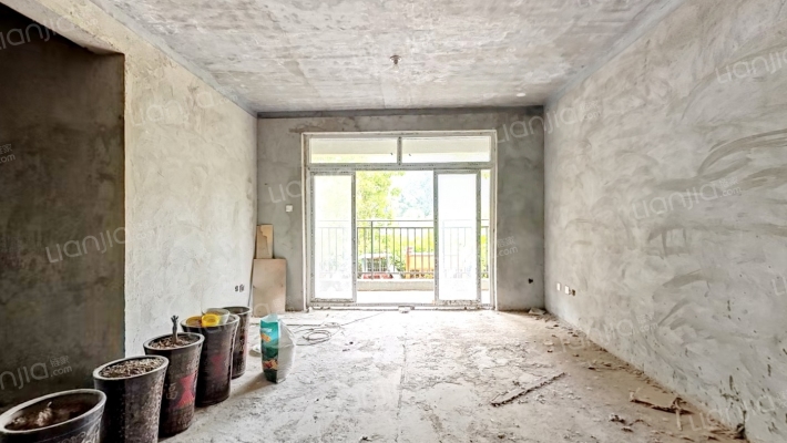 花园里小区二手房实景图