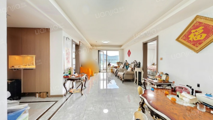 世茂揽樾二手房实景图