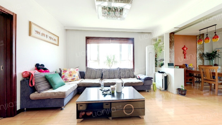 迎宾苑住宅小区二手房实景图