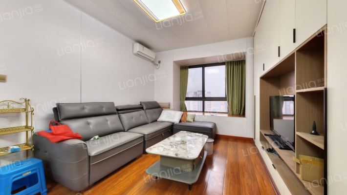 银木佳苑二手房实景图