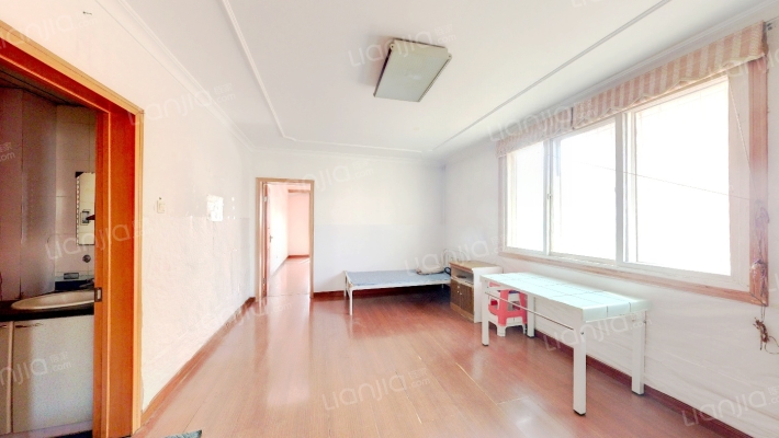 万明园二手房实景图