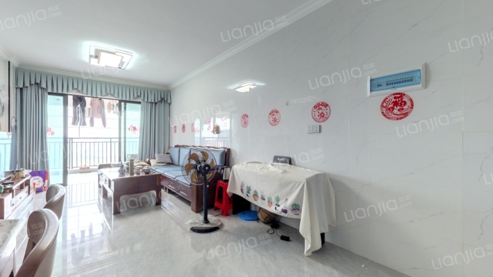 枫桦雅居二手房实景图