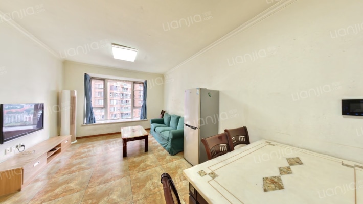 比华利国际城二期二手房实景图