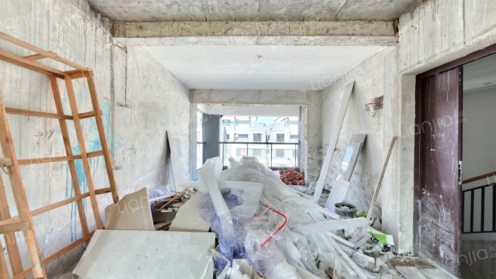 滨江春城公元二手房实景图