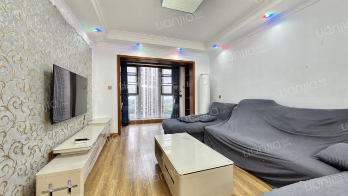 东原晴天见二手房实景图