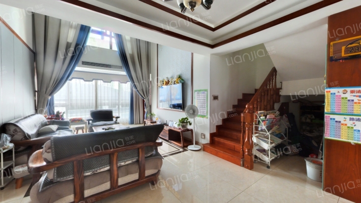 褐石公馆二手房实景图