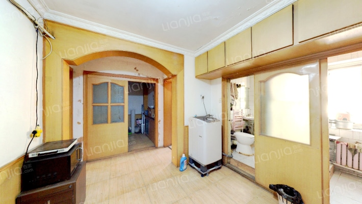 中建二局南区二手房实景图