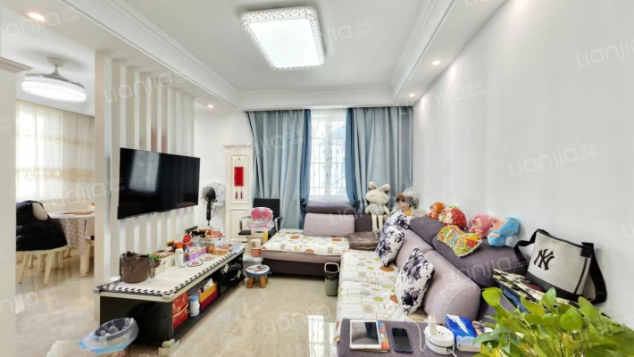 彩虹新村二手房实景图