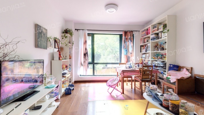 正中尚品庭院二手房实景图