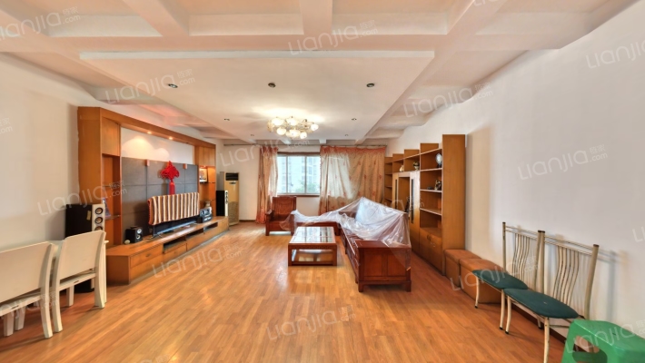 秋实花园二手房实景图