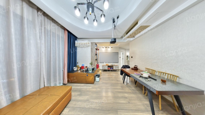 华旭领寓二手房实景图