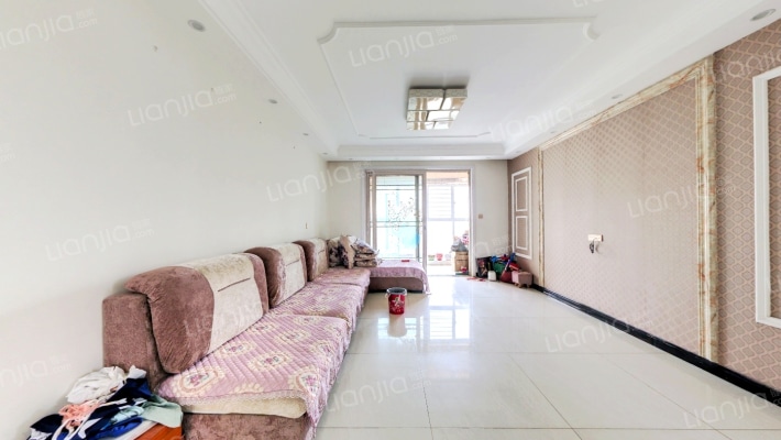 湖畔名居二手房实景图