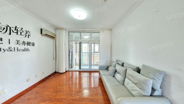 财信圣堤亚纳小区二手房实景图