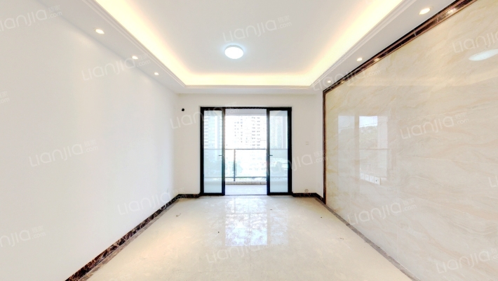 宏宇天御江畔二手房实景图