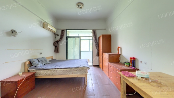 梅谷商城二手房实景图