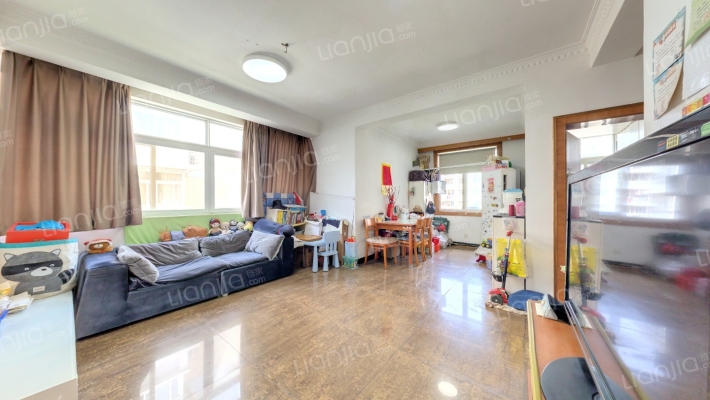 迎春小区二手房实景图