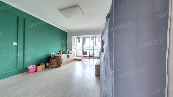 综保雅苑二手房实景图