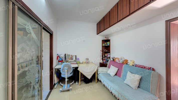 棋盘山路20号二手房实景图