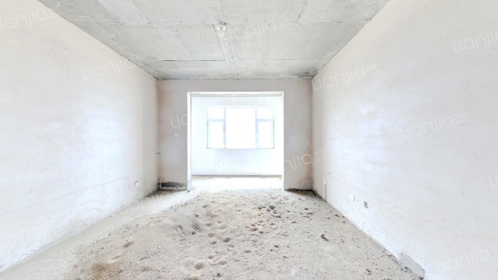 95名著二手房实景图